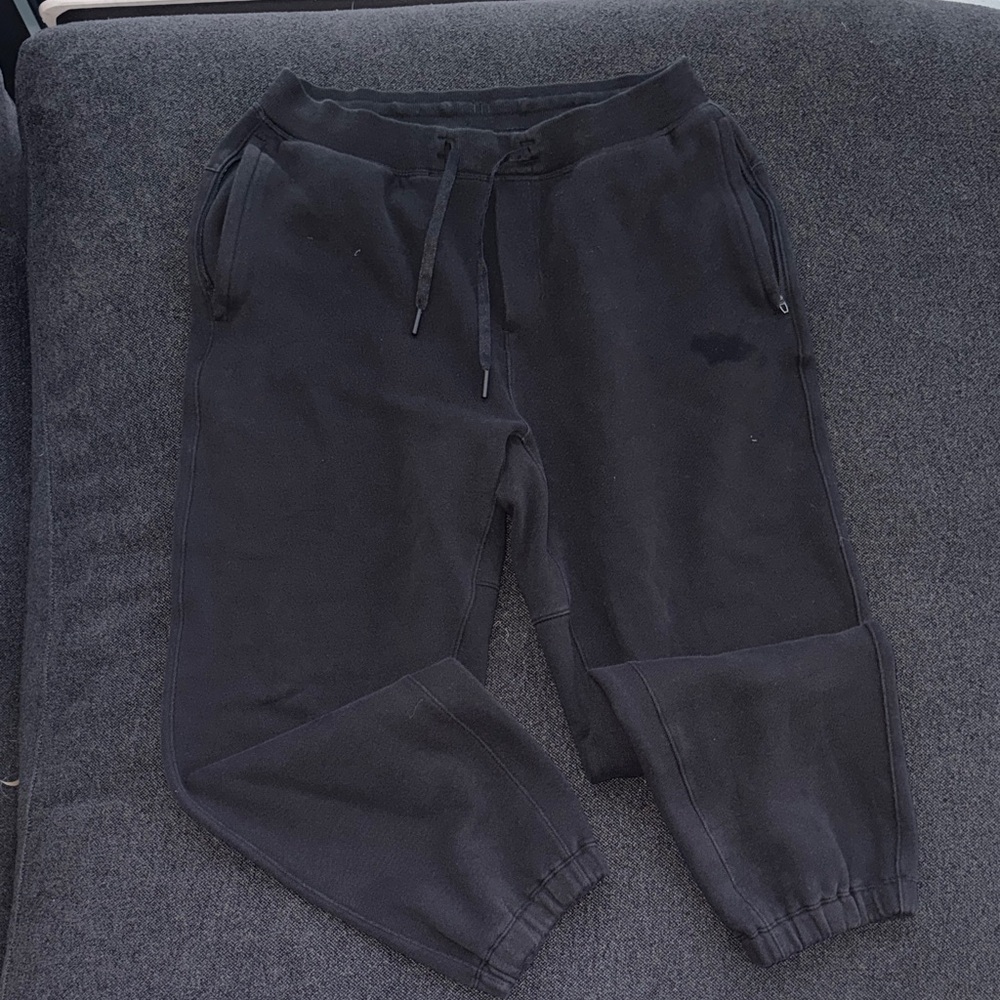 Lulu Lemon Men's Black Joggers